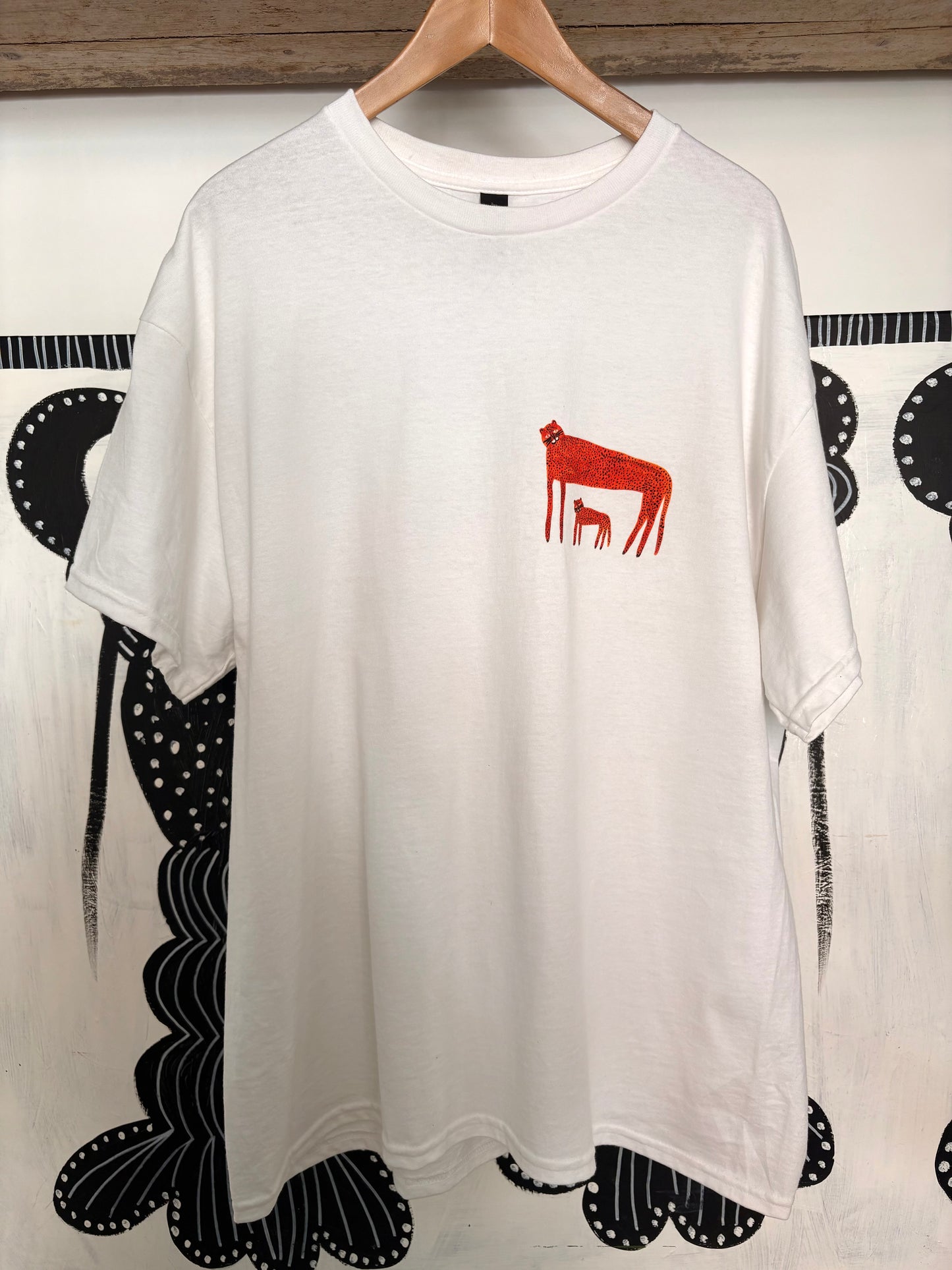 Leopard T-Shirt.