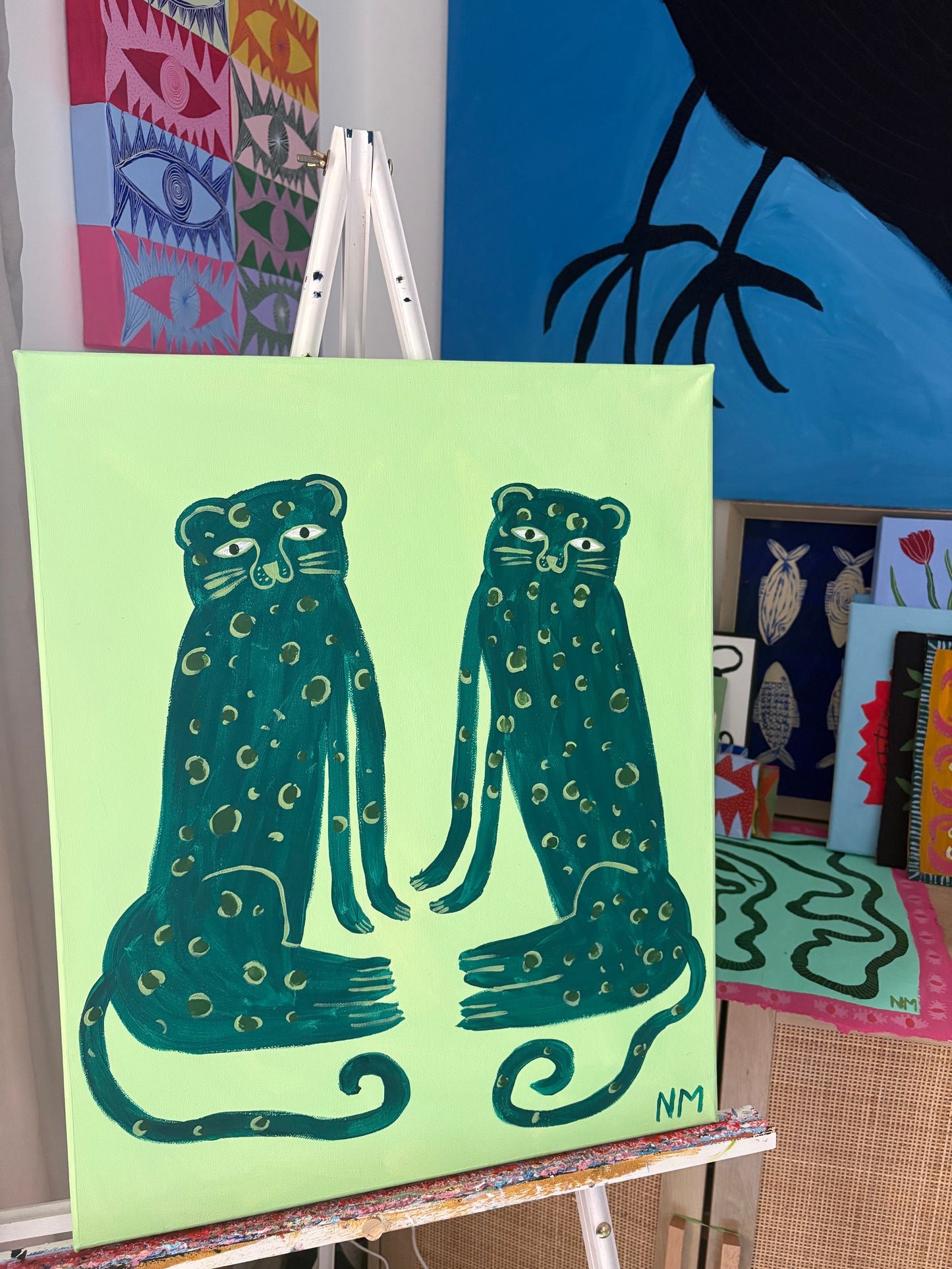 Green leopard friends.