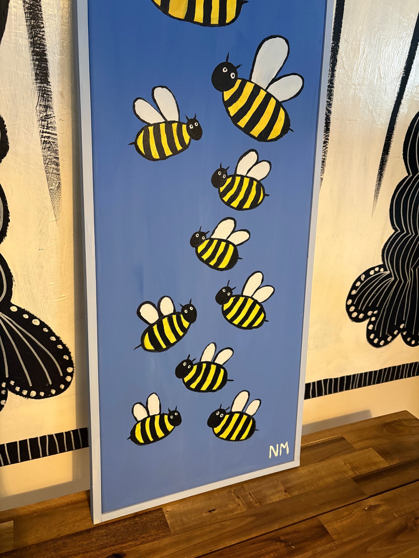 Bee commission and print.