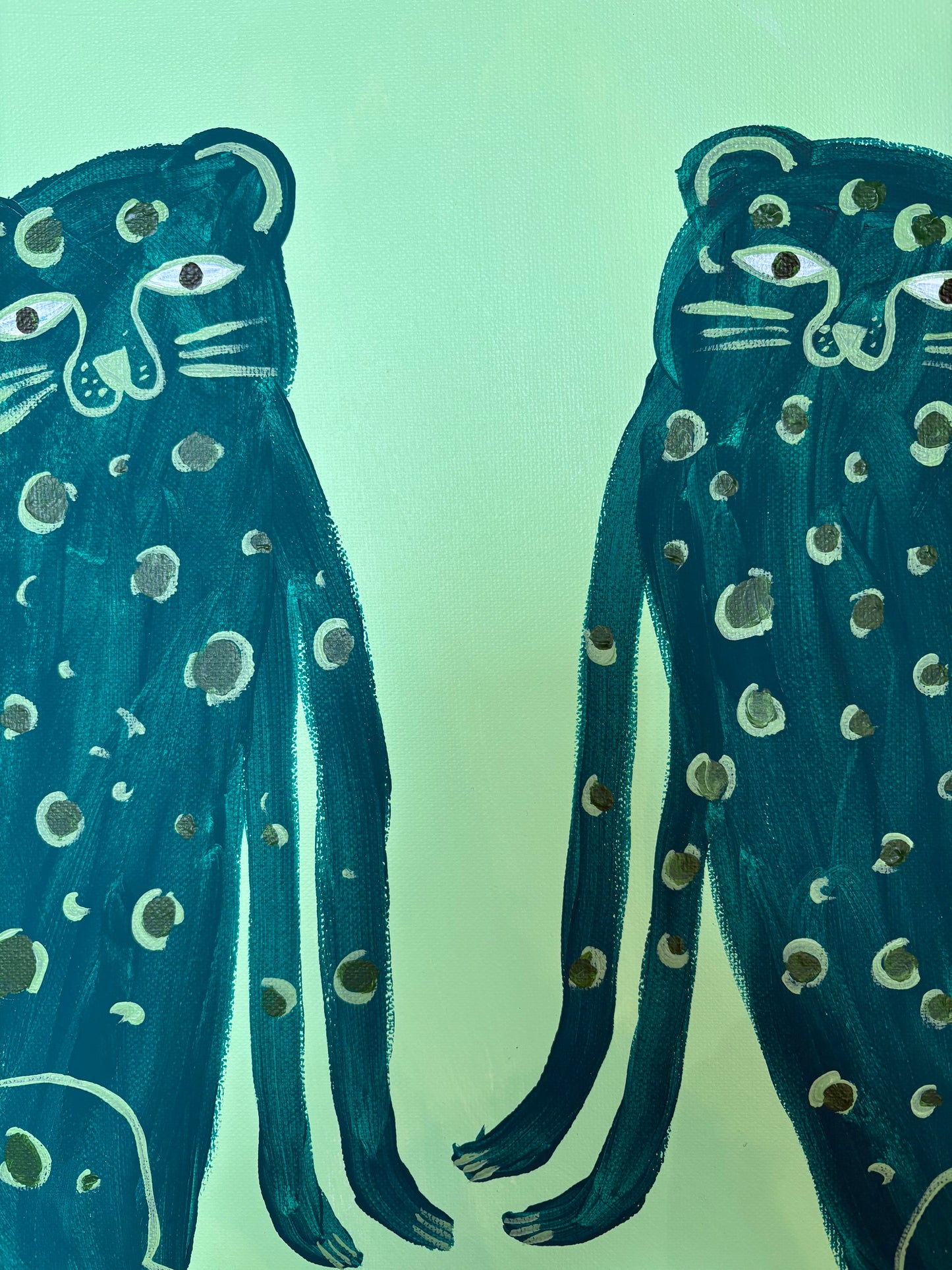 Green leopard friends.